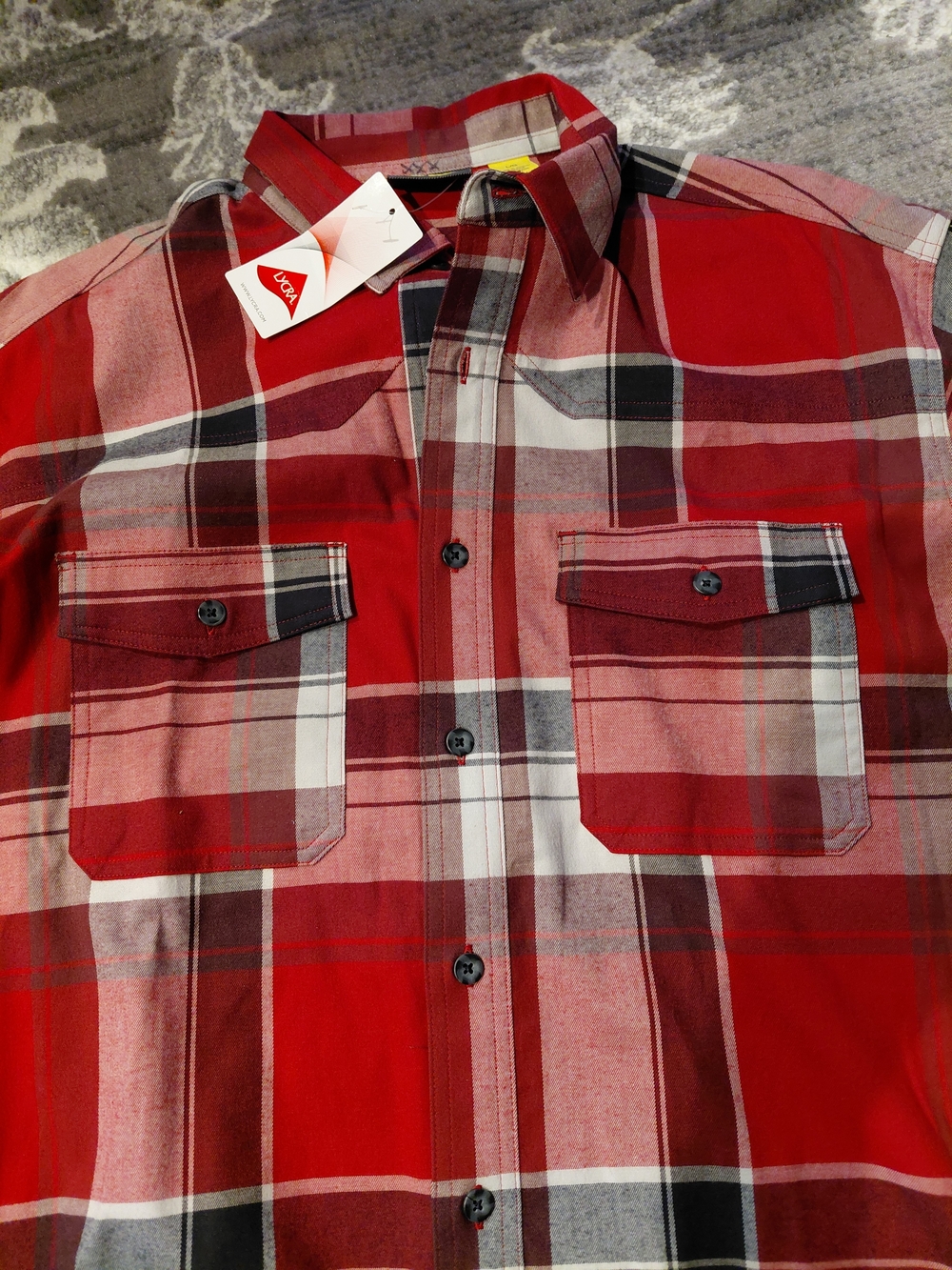 Cabellas Men's Red Plaid Button-Up Shirt - Casual Workwear